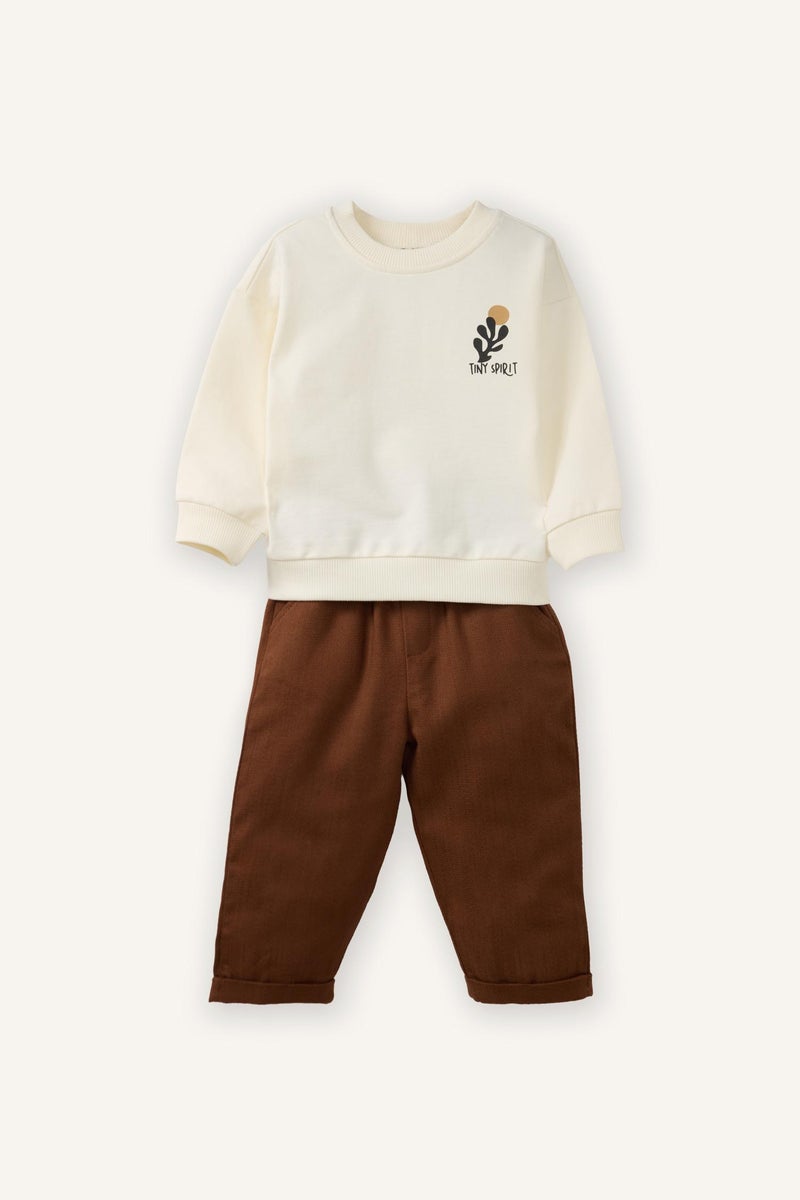 ديفاكتو طقم بيبي اولادي بطبعة شعار قصة عادية - قطعتين - Image 5